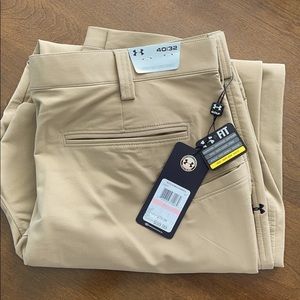 NWT Under Armour Men’s Loose Fit Golf Pants 40X32